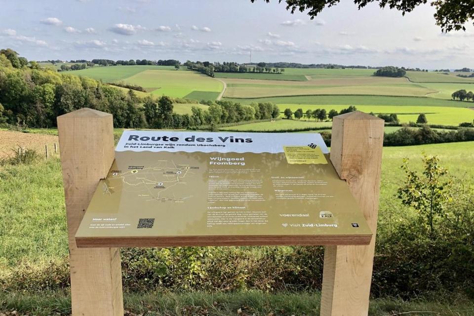 6-Pers Vakantiebungalow In Het Heuvelland Simpelveld Esterno foto