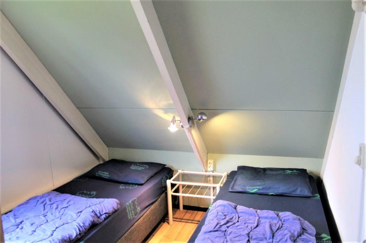 6-Pers Vakantiebungalow In Het Heuvelland Simpelveld Esterno foto